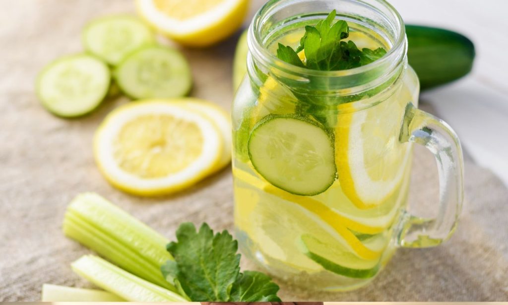 What are the Best Fruits for Naturally Flavored Water?